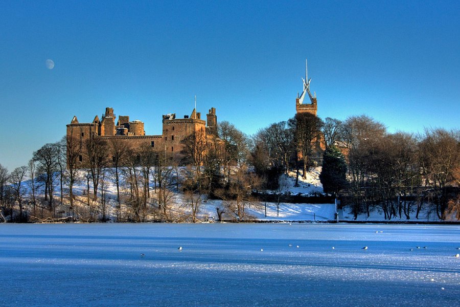 Linlithgow Loch image