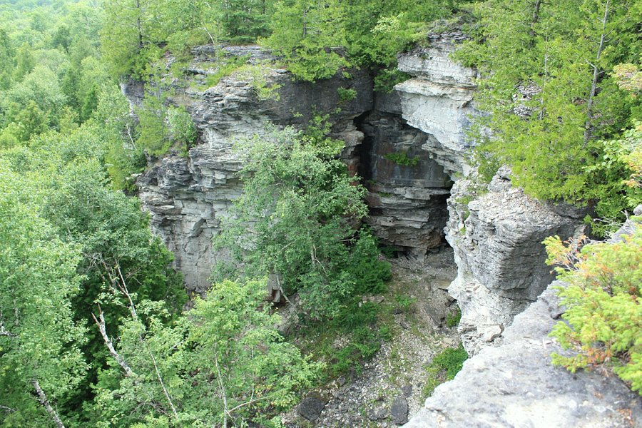 Cup and Saucer Trail image