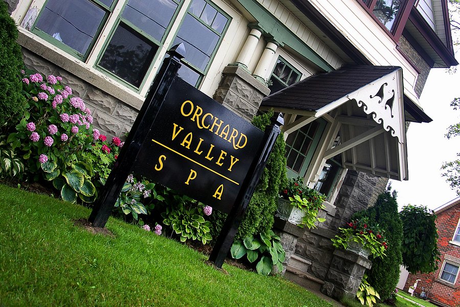 Orchard Valley Spa image