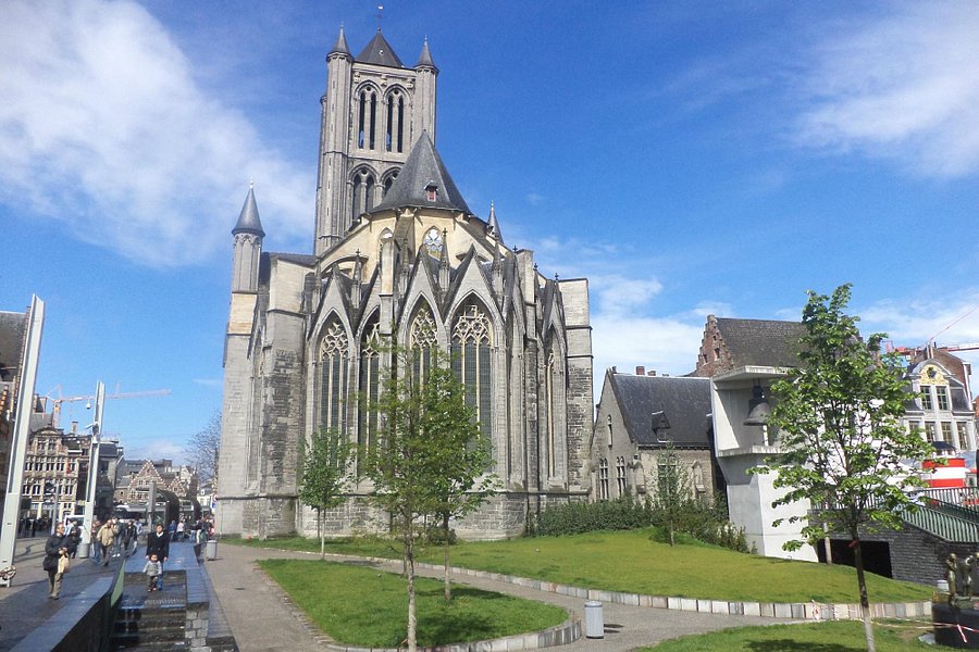 St. Bavo's Cathedral (Sint-Baafskathedraal) image