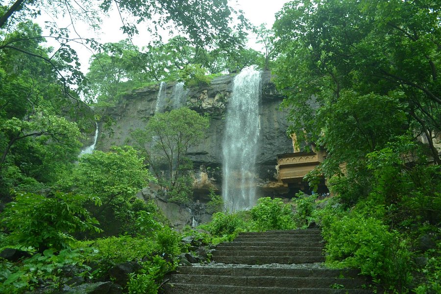 Kondana Caves image