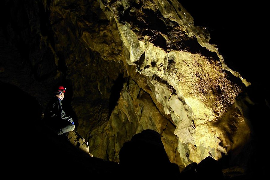 Canmore Cave Tours image