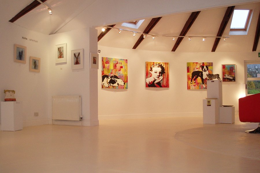 An Clachan art and craft gallery image