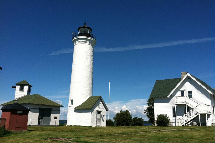 Tibbetts Point Lighthouse image