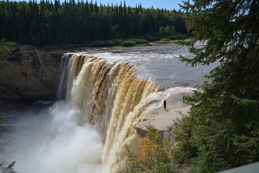 Things to Do in Northwest Territories image