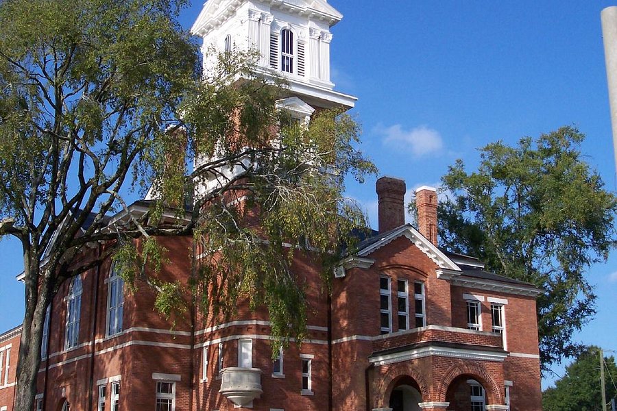 Gwinnett Historic Courthouse image