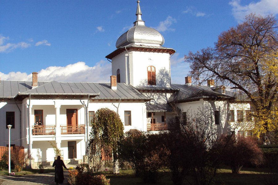 Varatec Monastery image