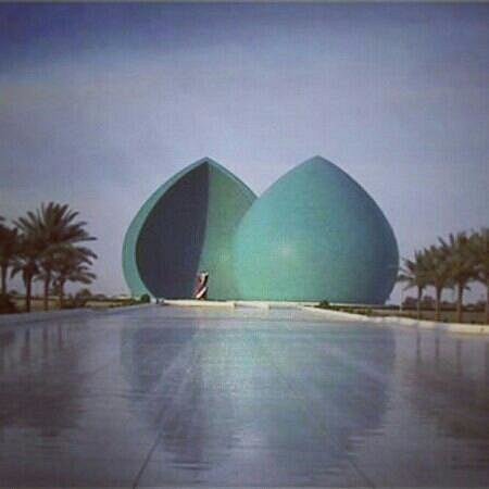 Al-Shaheed Monument image