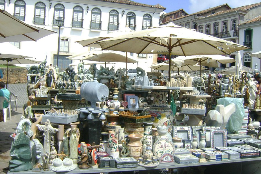 Feira De Pedra Sabao Do Largo De Coimbra image