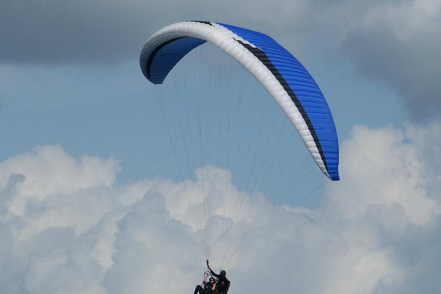 Hawk Paragliding School image