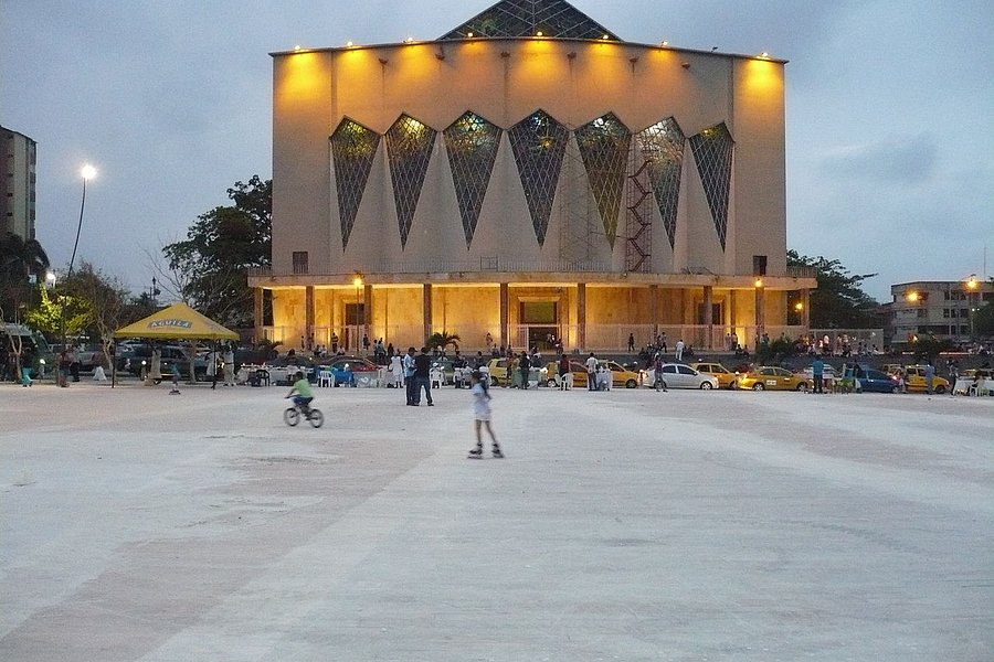 Plaza de la Paz image