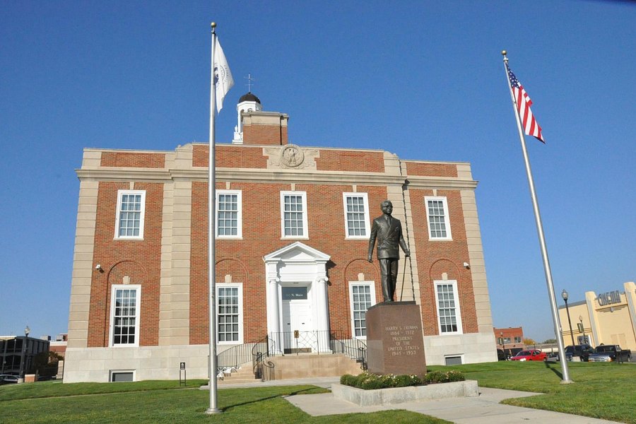 The Truman Courthouse image