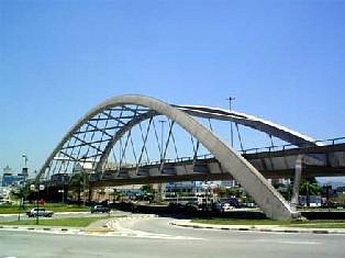 Ponte Metalica image
