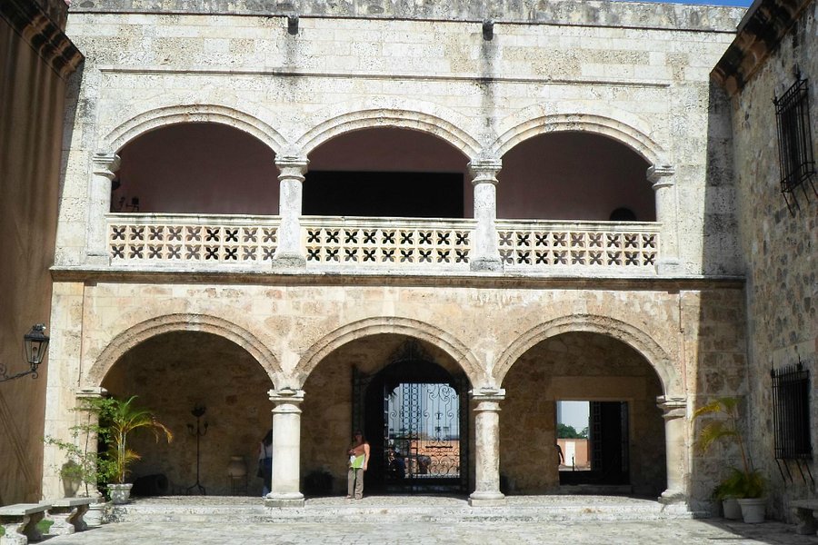 Museo De Las Casas Reales image