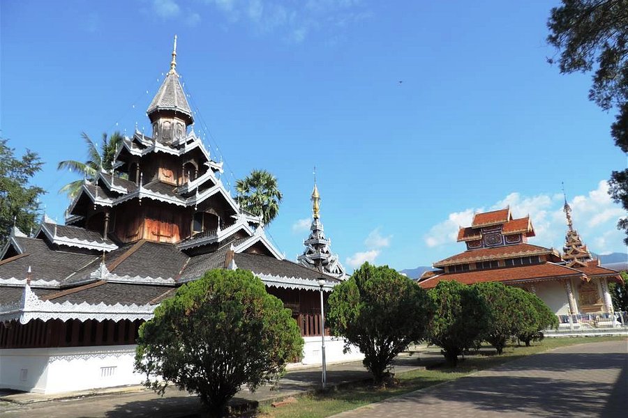 Wat Hua Wiang Temple image