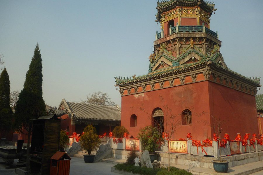 Yanqing Taoist Temple image