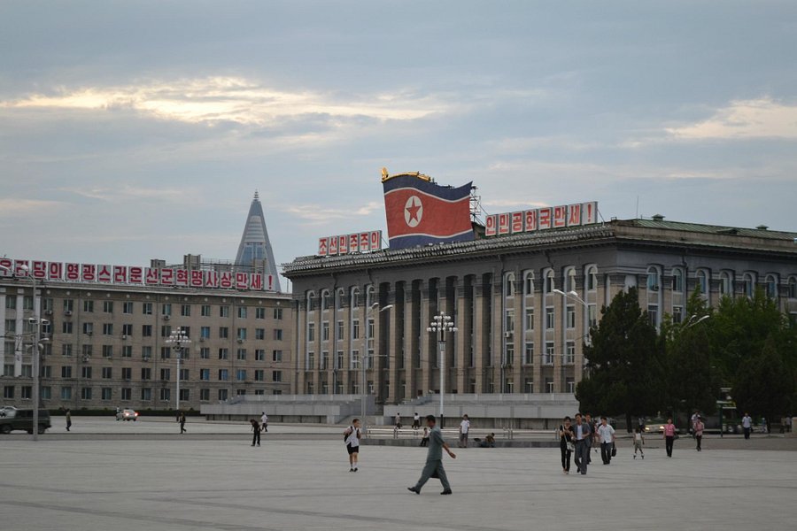 Kim Il-sung Square image