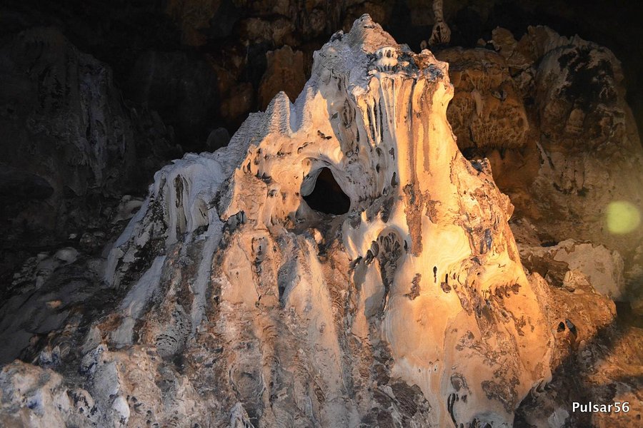 Phra That Cave image