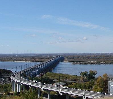The Bridge Across the River Amur image