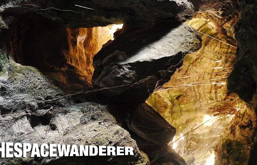 Batu Cermin Cave image