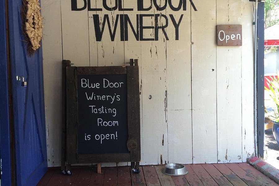 Blue Door Winery image
