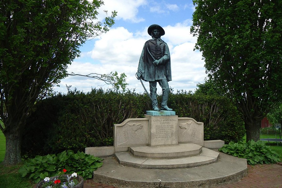 Custer Memorial image