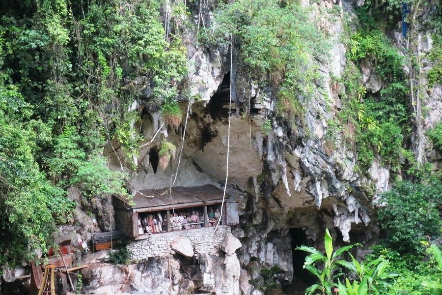 Londa Burial Caves image