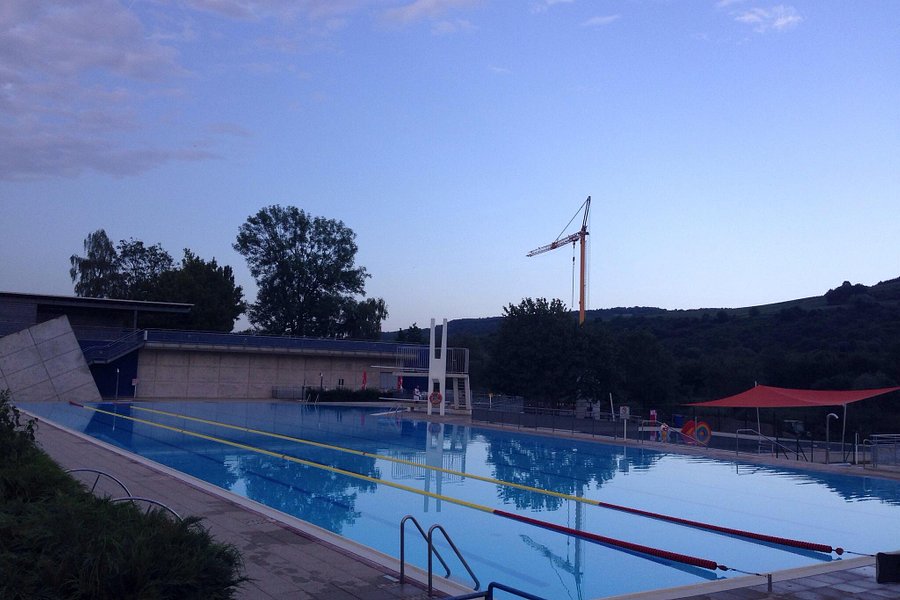 Swimming Pool Grevenmacher image