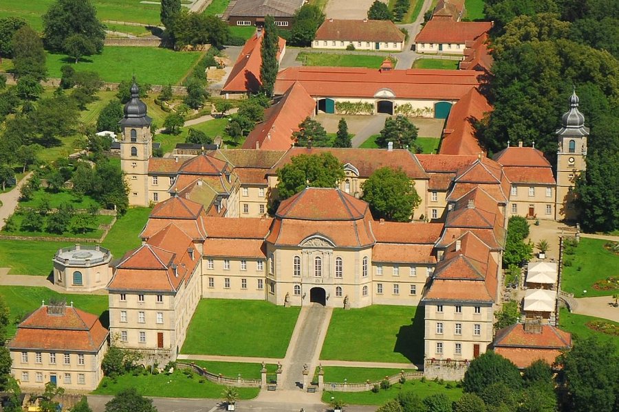Schloss Fasanerie image