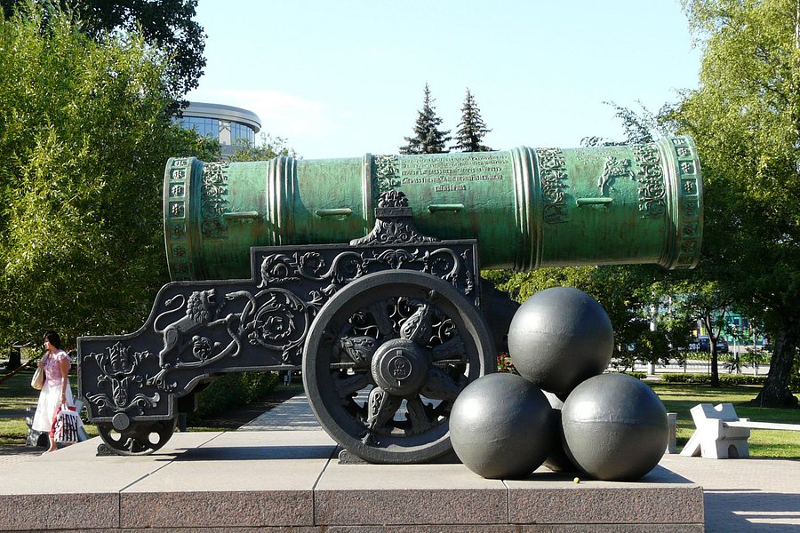 The Tsar Cannon image