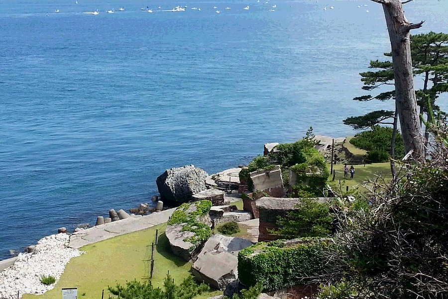 Tomogashima Island image