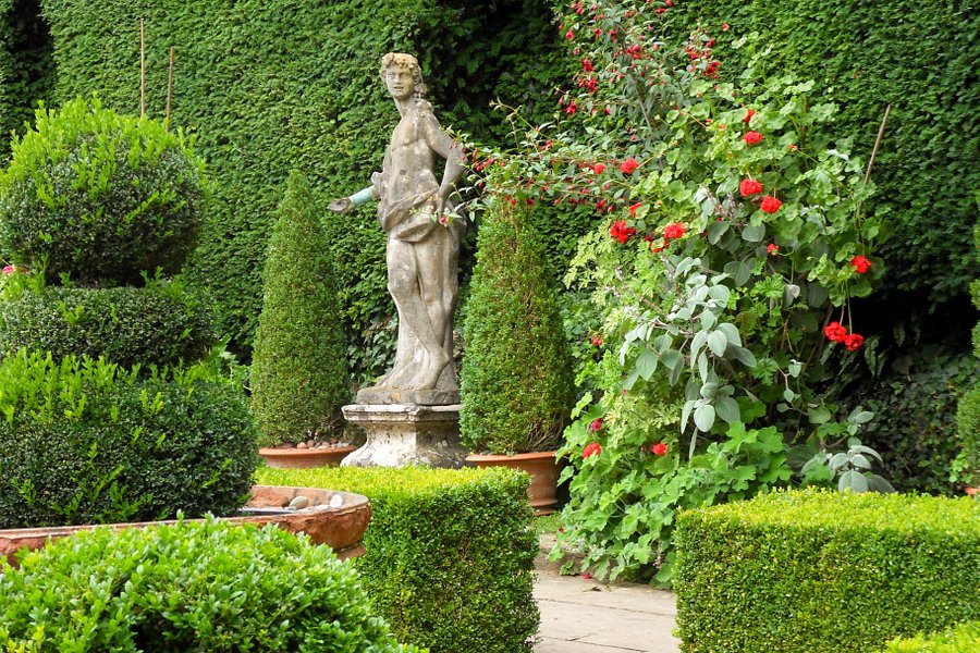 Iford Manor: The Peto Garden image