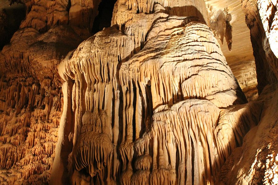 Bristol Caverns image