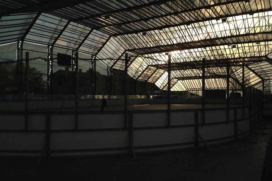 Majori Ice Skating Hall image