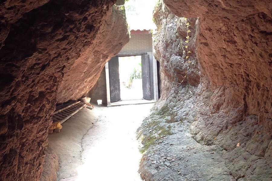 Zengcheng Sea Caves image