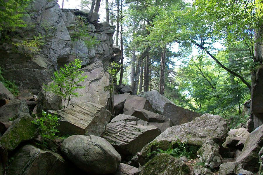 Purgatory Chasm State Reservation image