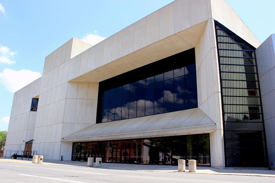Des Moines Civic Center image
