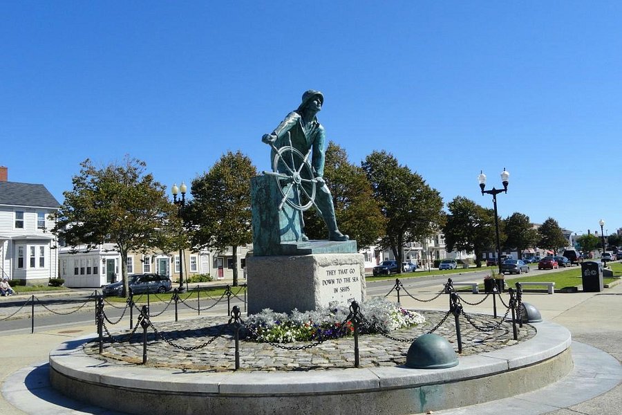 Fishermen's Memorial Monument image