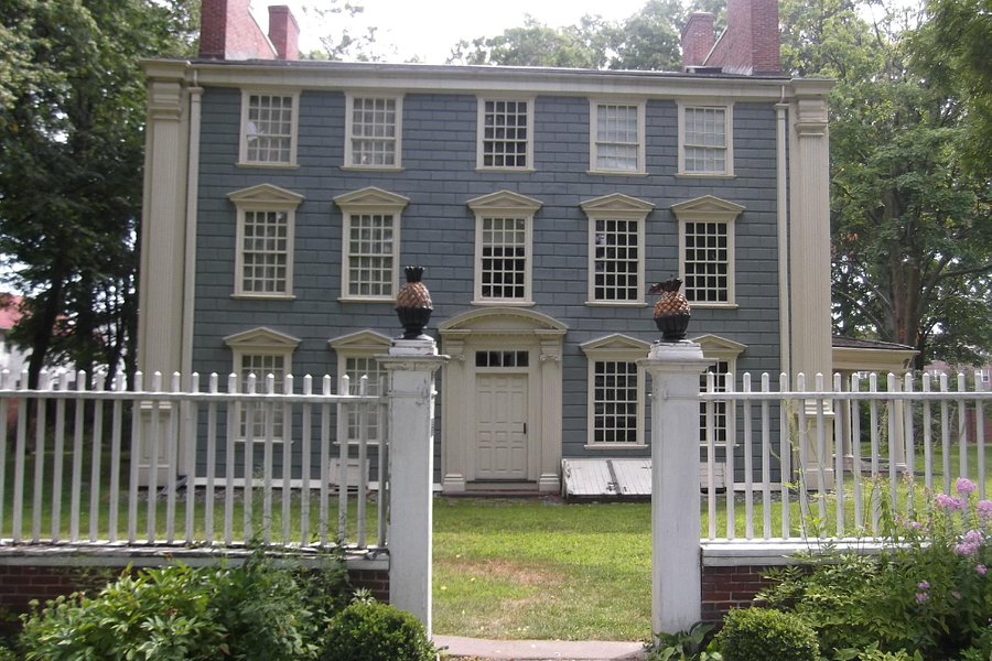 Royall House and Slave Quarters image