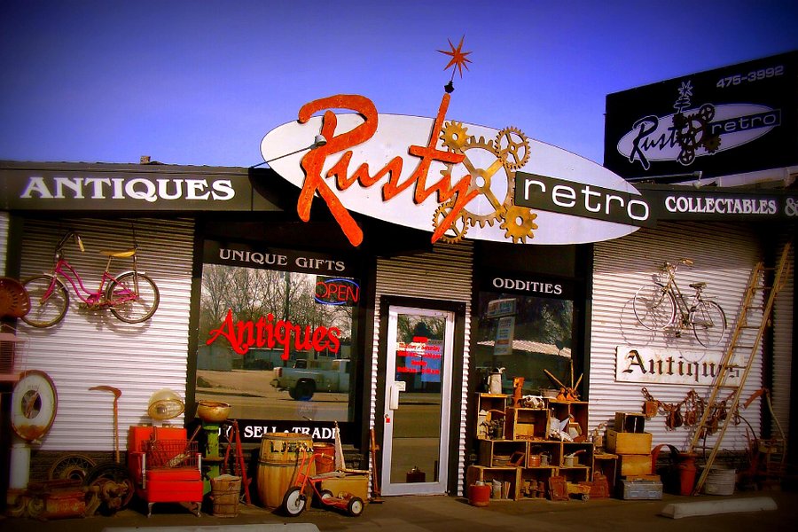 Rusty Retro Antiques & Oddities image