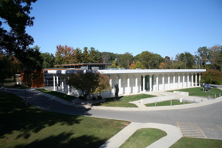 Cedarhurst Center for the Arts image