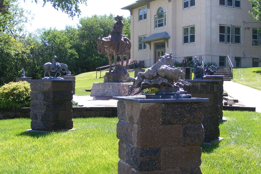 Mignery Sculpture Garden image