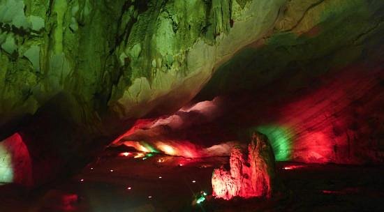 Pha Nong Khoi Cave image