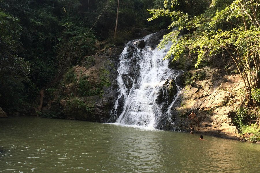 Tad Kwan Village Park & Waterfall image