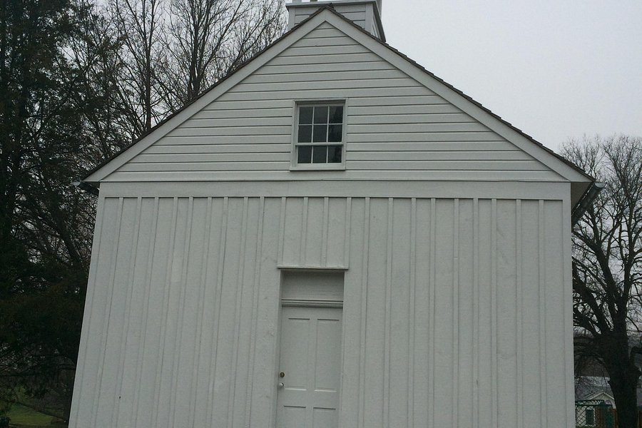Tolson's Chapel image