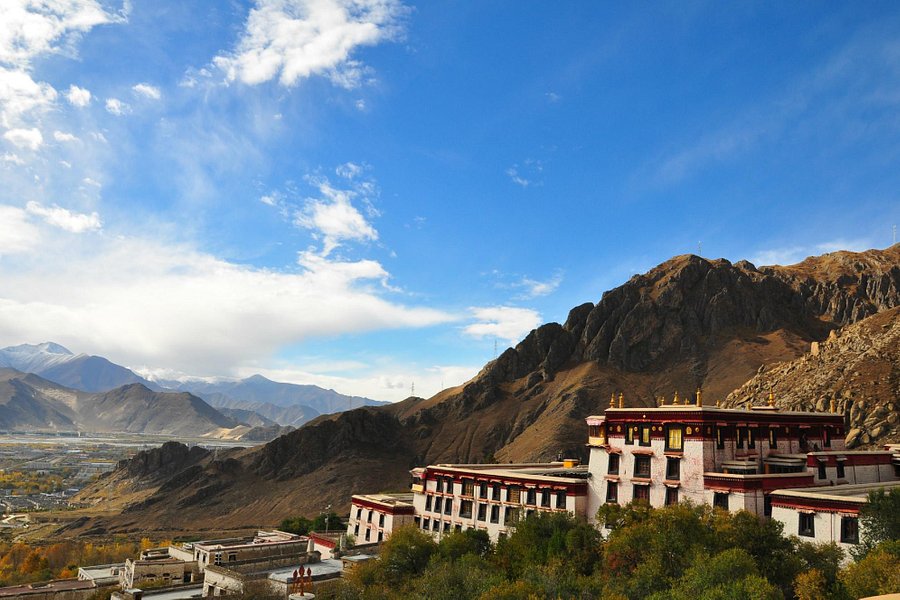Drepung Monastery (Zhebang Si) image