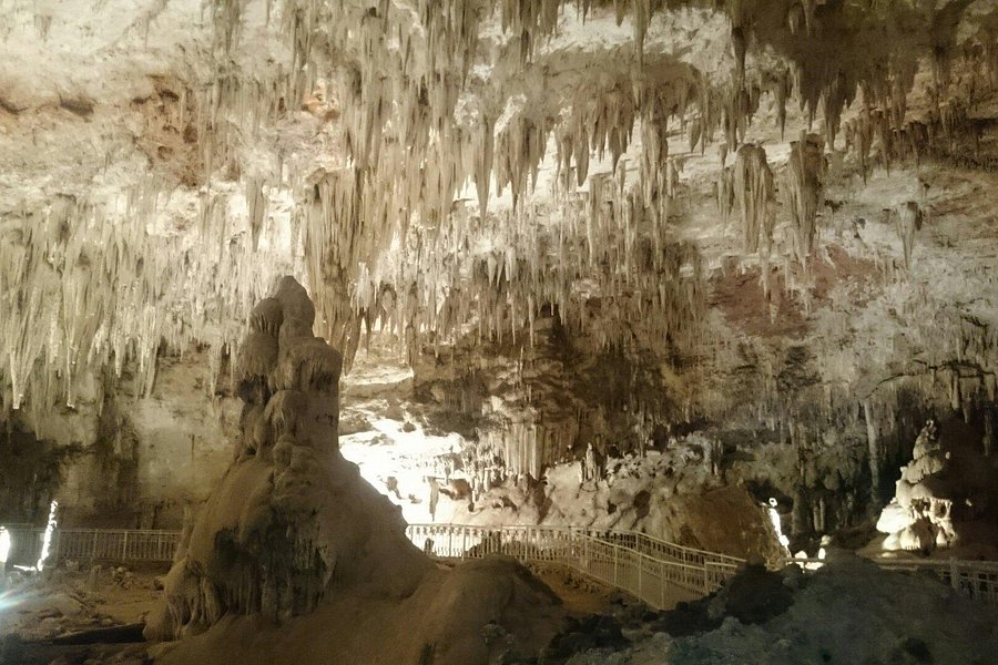 Les Grottes de Beni Add image