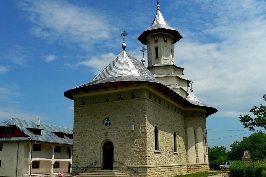 Magura Ocnei Monastery image