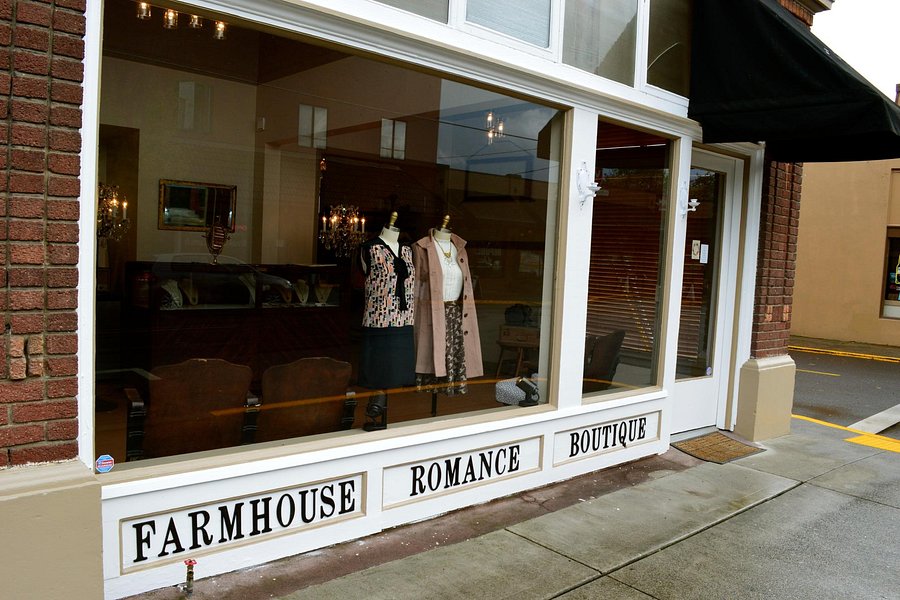 Farmhouse Romance Boutique image