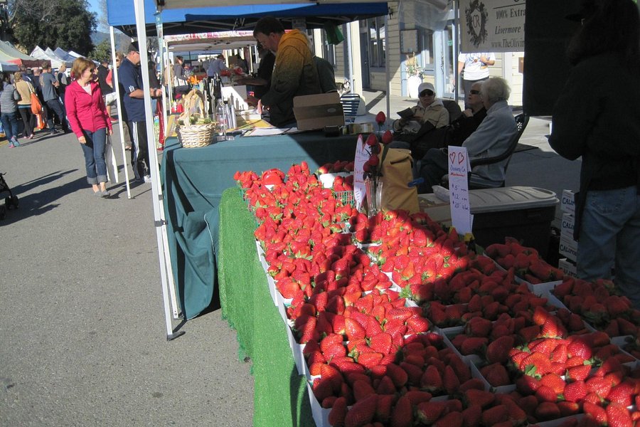 Pleasanton Farmers' Market image